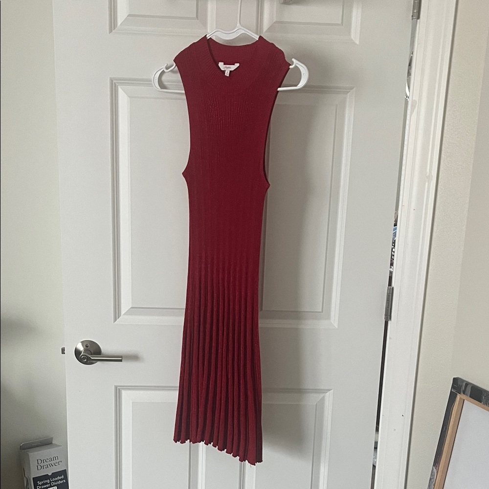 Candie's Sleeveless Burgundy Midi Dress